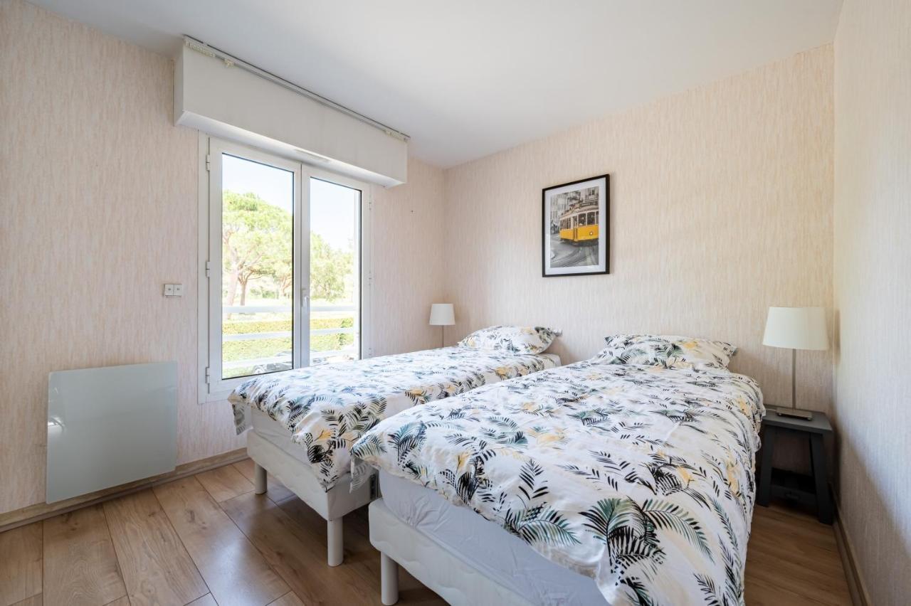 Apartamento Le Drive Saint-Raphaël Exterior foto